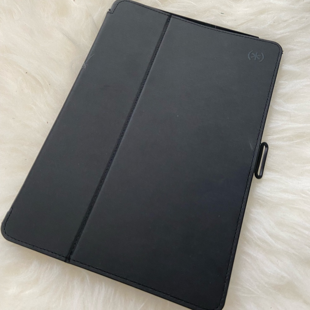 Speck iPad case